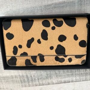 Status Anxiety Delilah Wallet